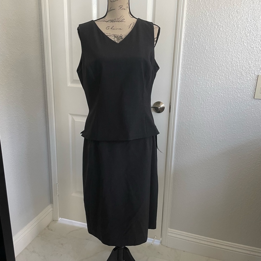 Kasper skirt set